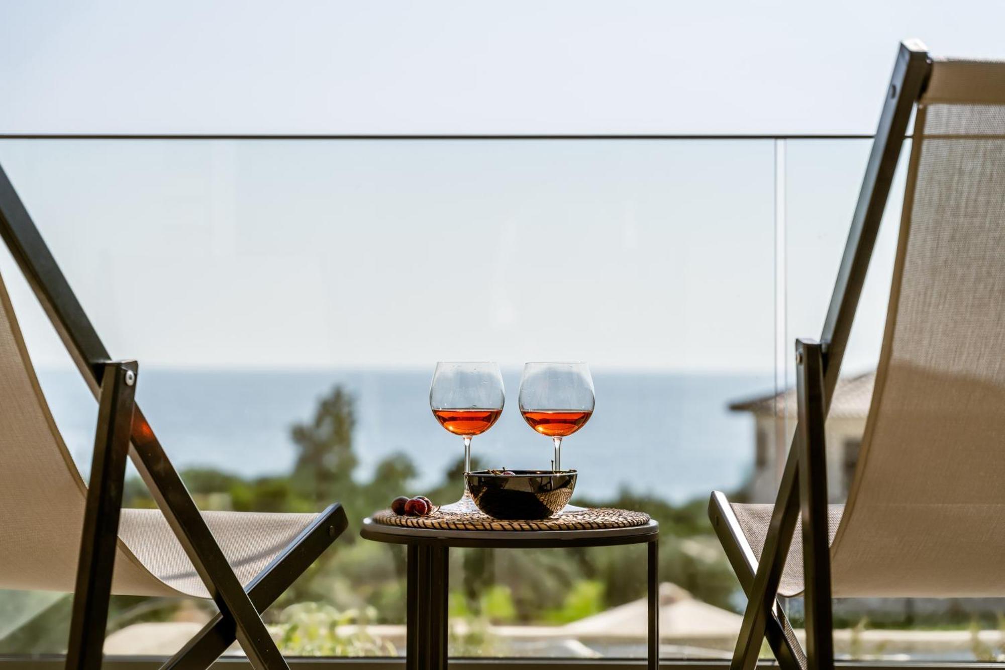 The View Hotel Sofas Coastal Retreat Perdika  Exterior photo